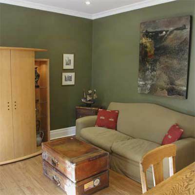Инсцениране след къща: Семейна стая с добавени мебели