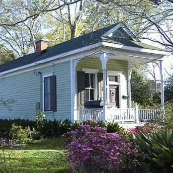 Best Old House Neighborhoods 2010: Chaty a bungalovy