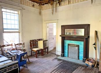 Save This Old House: Folk Victorian with Craftsman features in Water Valley, MS