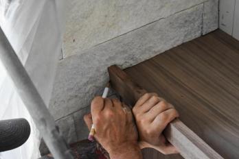 Cómo ajustar la madera a contornos irregulares