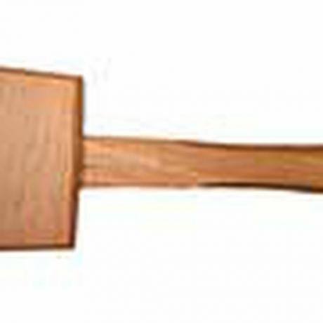 fából készült kalapács