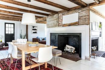 Cape Cod-Style House: Se dette 300-årige hjem Få en DIY-ombygning