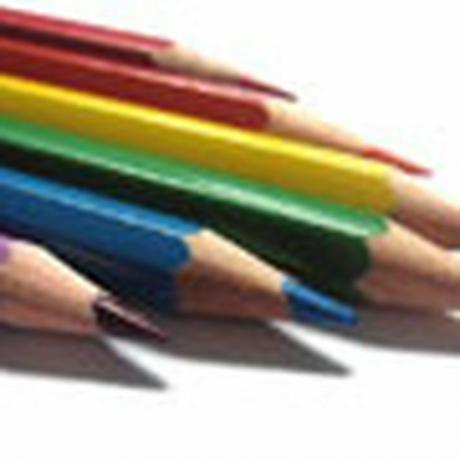 raznobojne olovke u boji